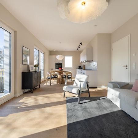Ferienwohnung Strom Acht - Modern Frisch Inkl Stellplatz, Balkon - 200M Zum Alten Strom Rostock Zewnętrze zdjęcie